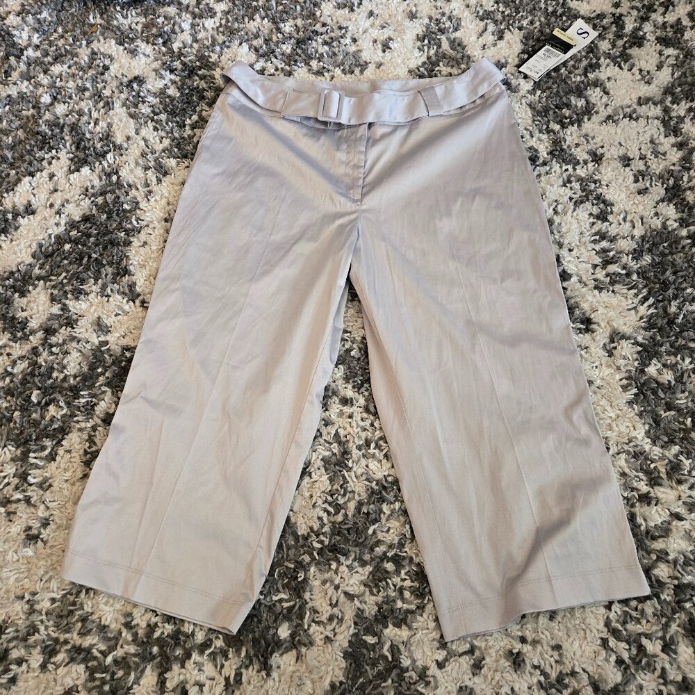 New With Tags Chapter One Women’s Shiny Cotton Capri Pants | Size 14 | Silver